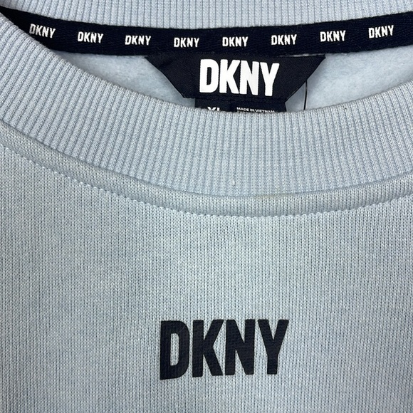 New DKNY Women’s Long Sleeve Crewneck SweatShirt SYE Blue Size XL - Picture 8 of 8